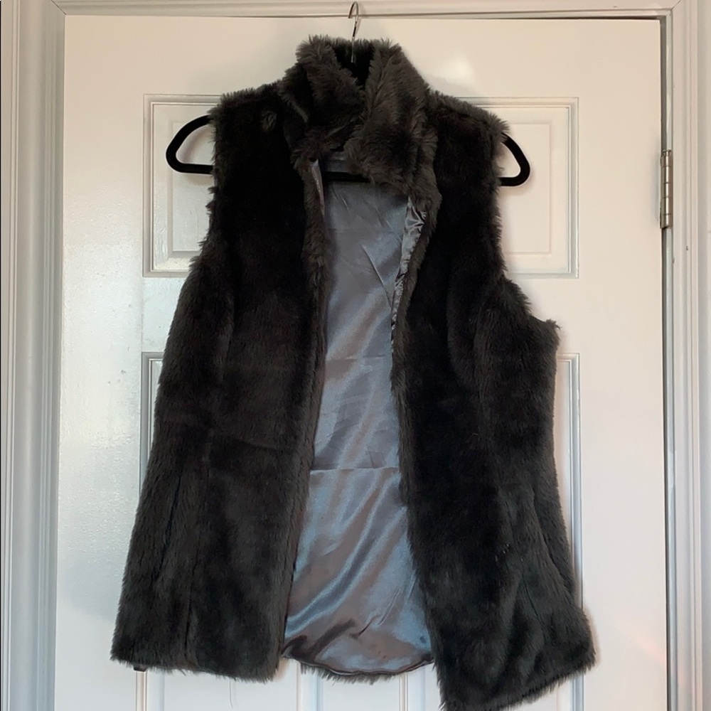 Vintage Havana Black Gray Faux Fur Vest